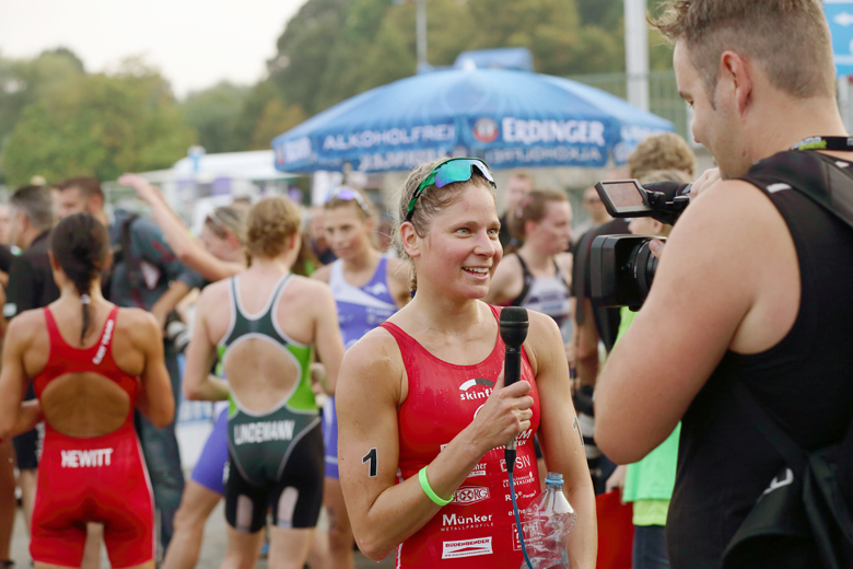 Rebecca ist sehr zufrieden mit ihrem Rennen und schaut positiv nach vorn.